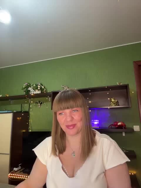 Veronika_Gold Live Sex February 11, 2026