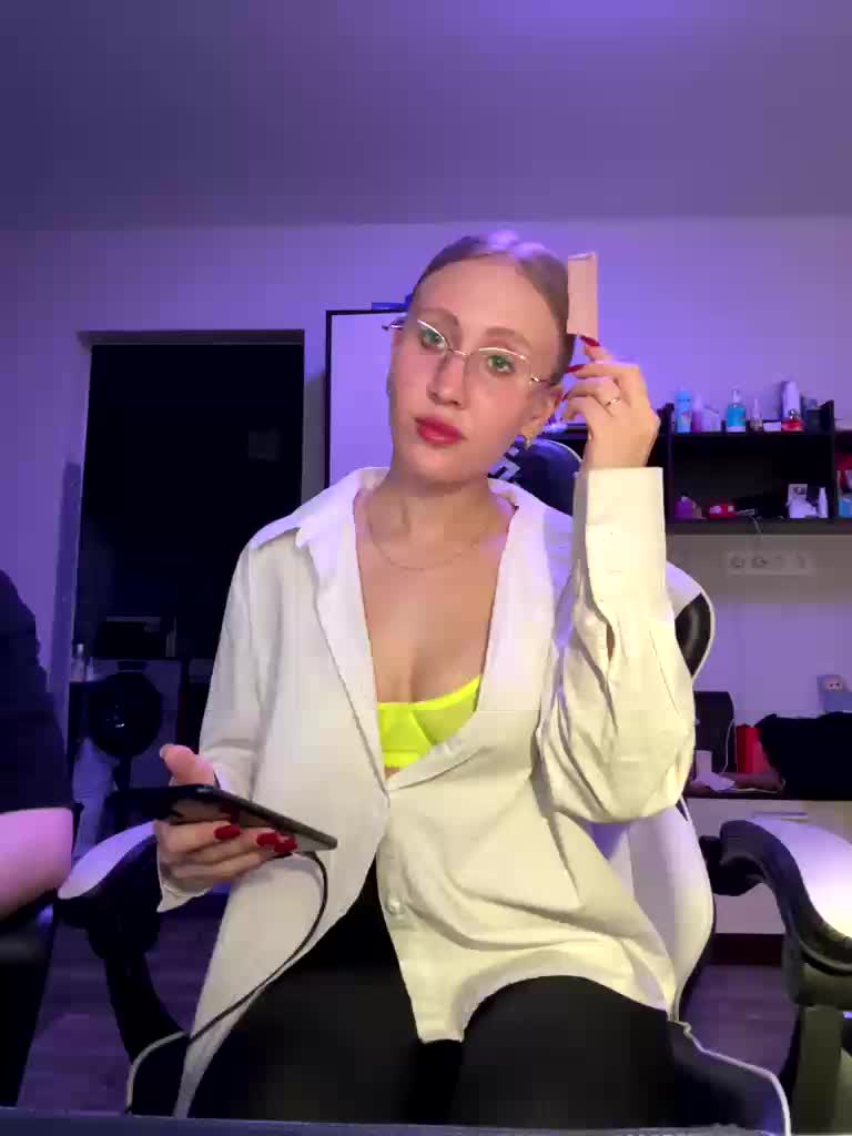 Durnaya_kis Live Sex February 11, 2026