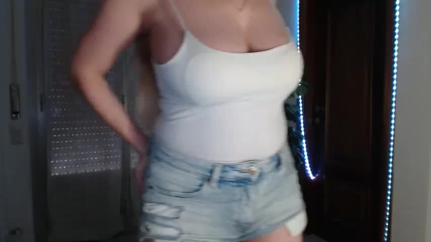 Alina-Lovely Live Sex February 11, 2026