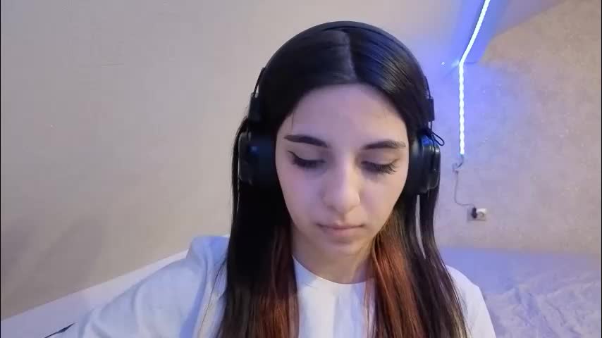 maureenbuff Live Sex February 12, 2026