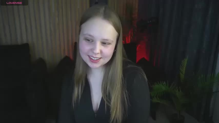 CrystallPaws Live Sex February 13, 2026