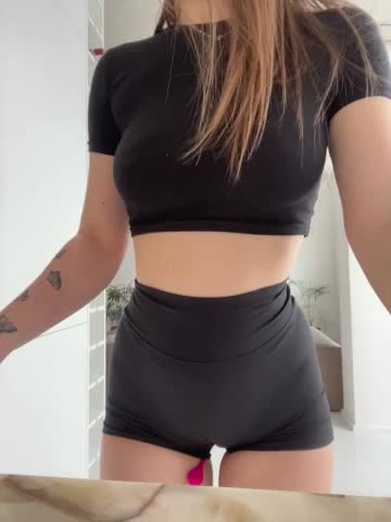 Lolichka20 Live Sex February 13, 2026