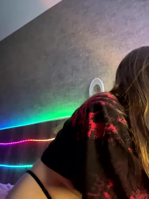 Tvoy_Medvezhenok Live Sex February 14, 2026