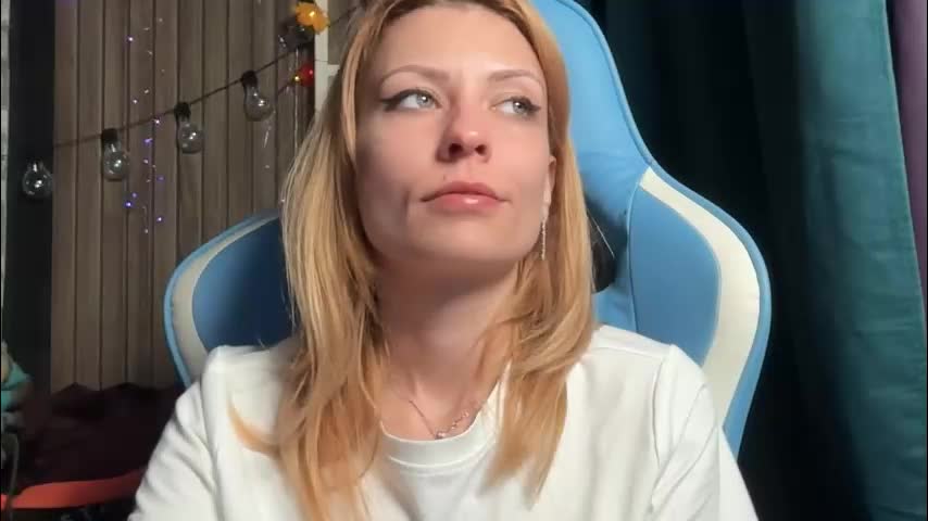 karoline121 Live Sex February 14, 2026