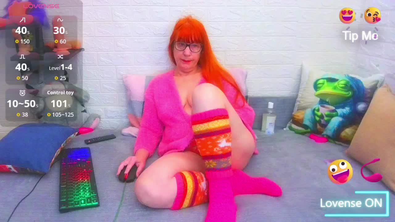 FoxyMature Live Sex February 14, 2026