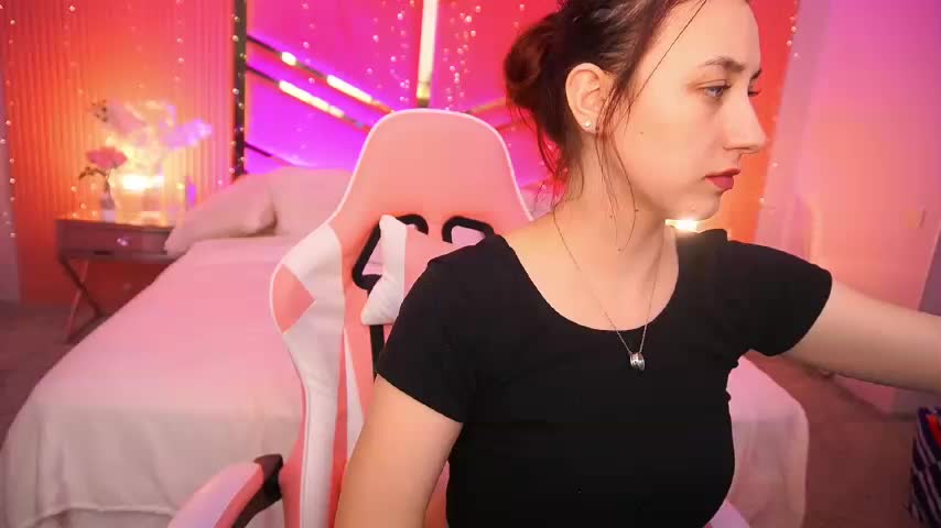 RoxyRayy Live Sex February 14, 2026