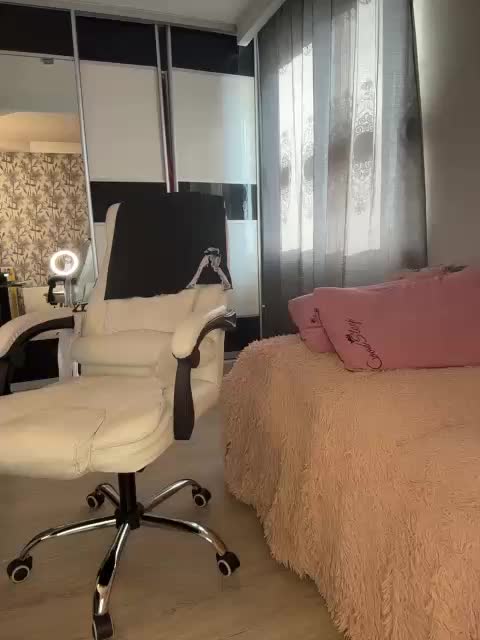 Eva-Bella Live Sex February 14, 2026