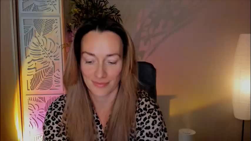 save_the_qween Live Sex February 14, 2026