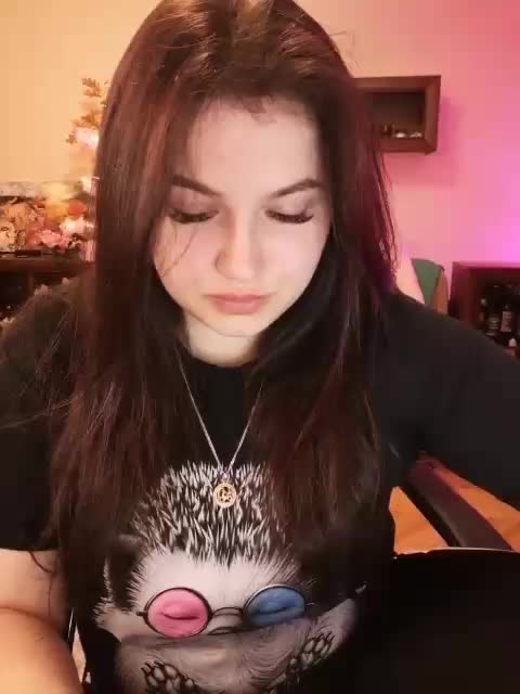 JuliaHesperaks Live Sex February 14, 2026