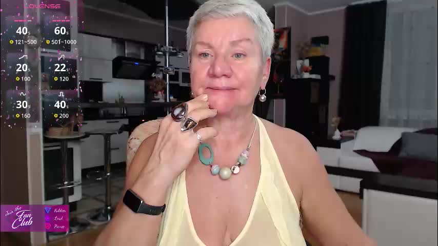 roxana_brooks Live Sex February 15, 2026