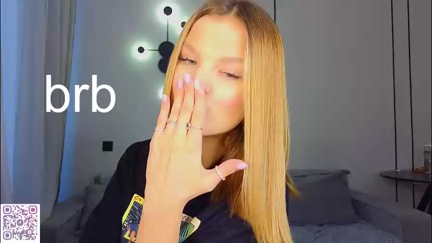 lovely_babyy Live Sex February 15, 2026