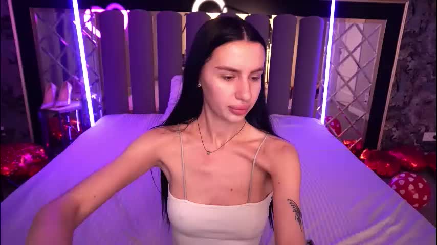 snow_whiteeex Live Sex February 15, 2026