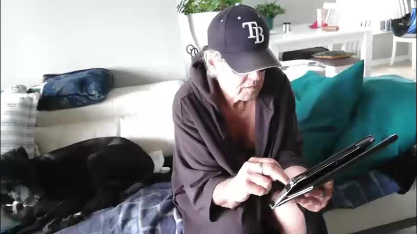 smallpenisbigtongue Live Sex February 15, 2026