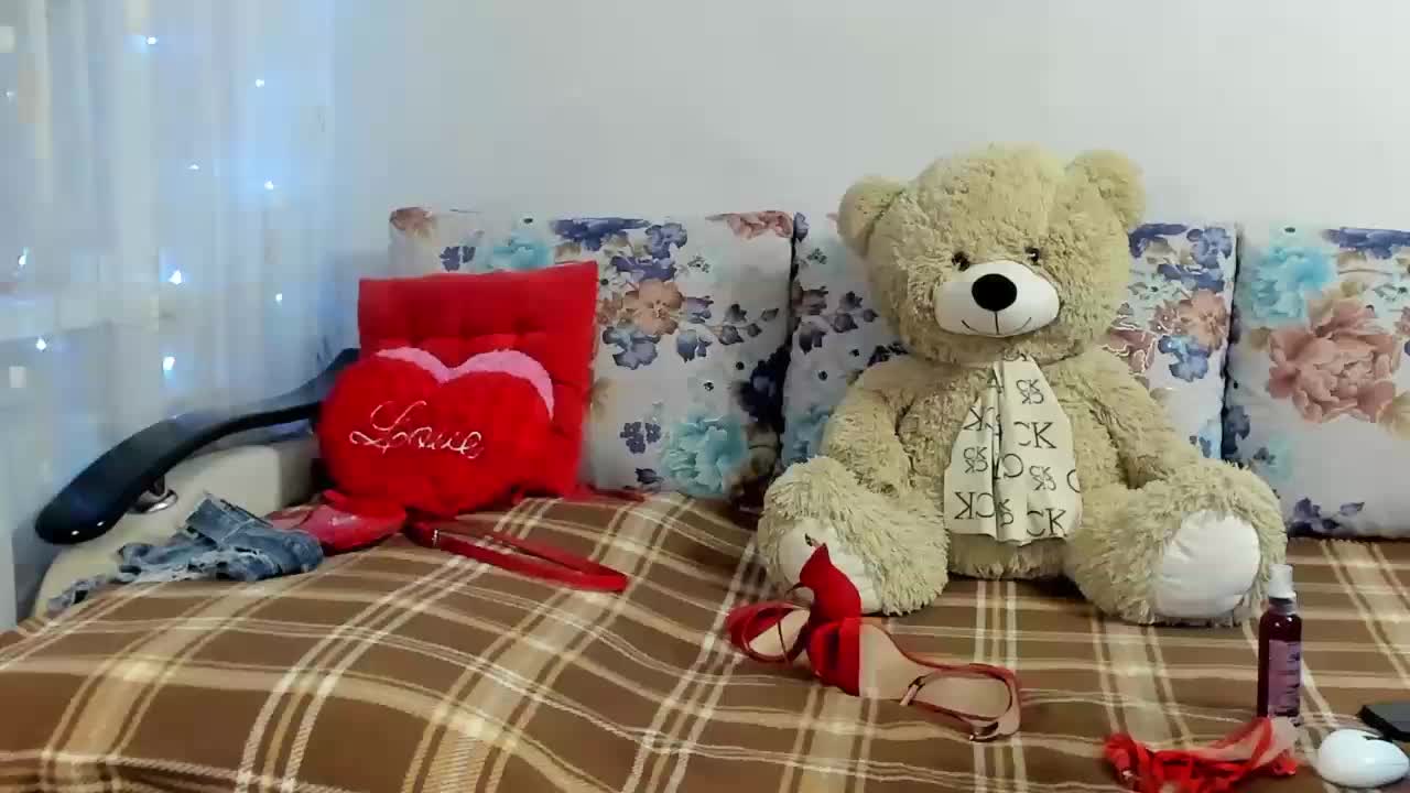 Lisa1225 Live Sex February 15, 2026