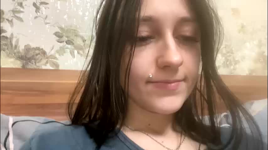viktoria9898 Live Sex February 15, 2026