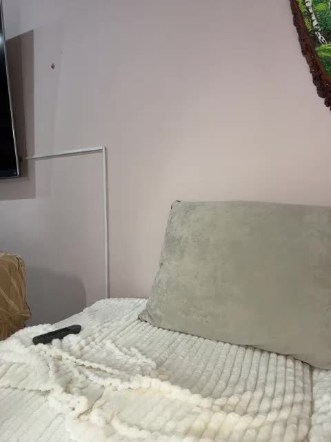 _Milashka_ Live Sex February 15, 2026