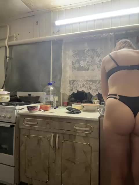 Sun-Moon Live Sex February 15, 2026