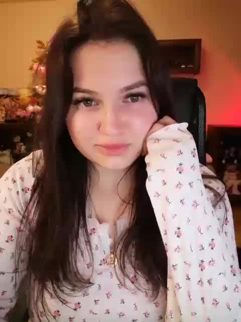 JuliaHesperaks Live Sex February 15, 2026