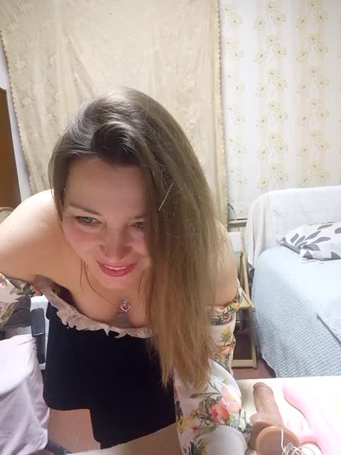 VselenaSun402 Live Sex February 15, 2026