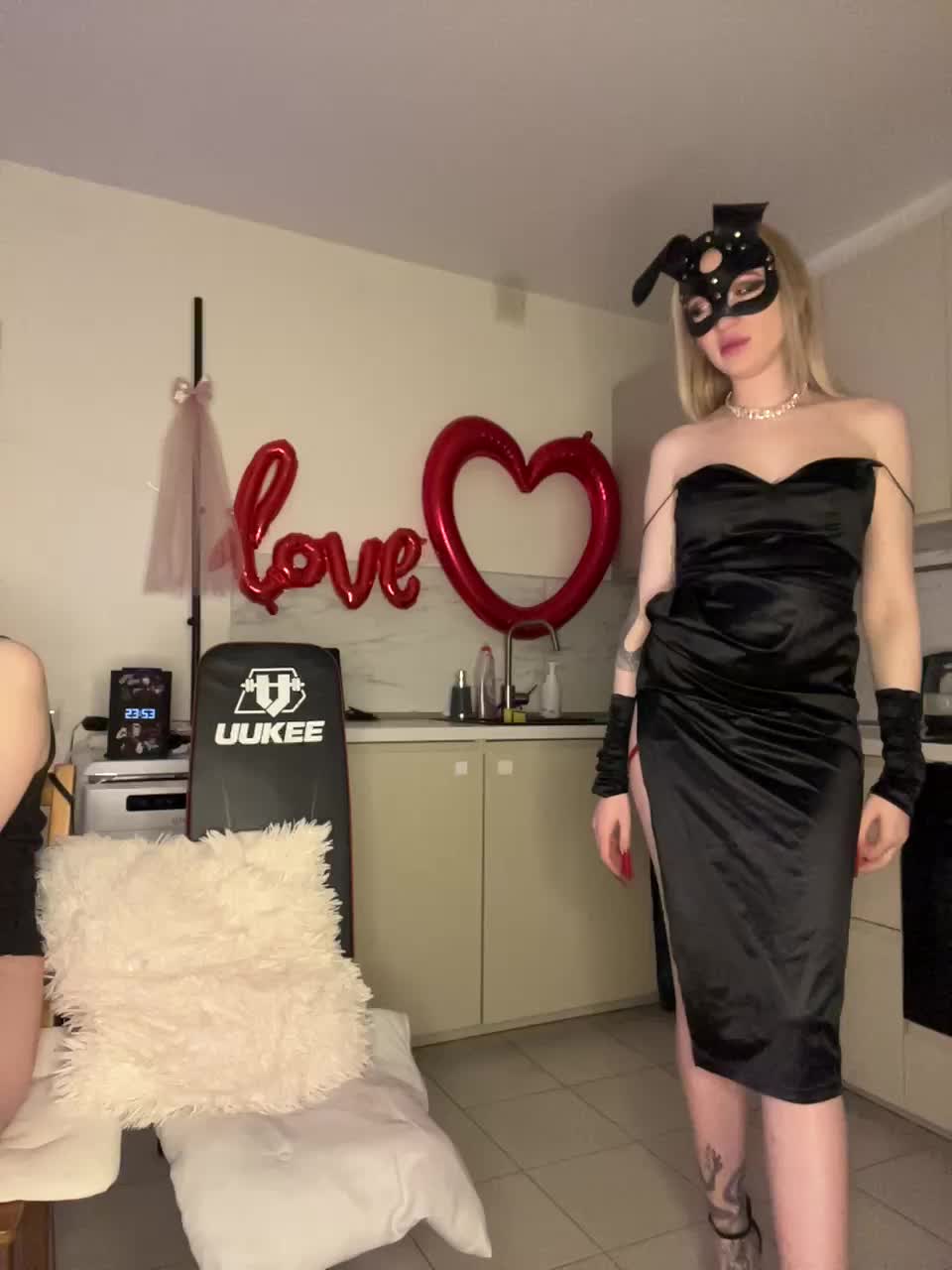 GOROD_GREHOV Live Sex February 15, 2026