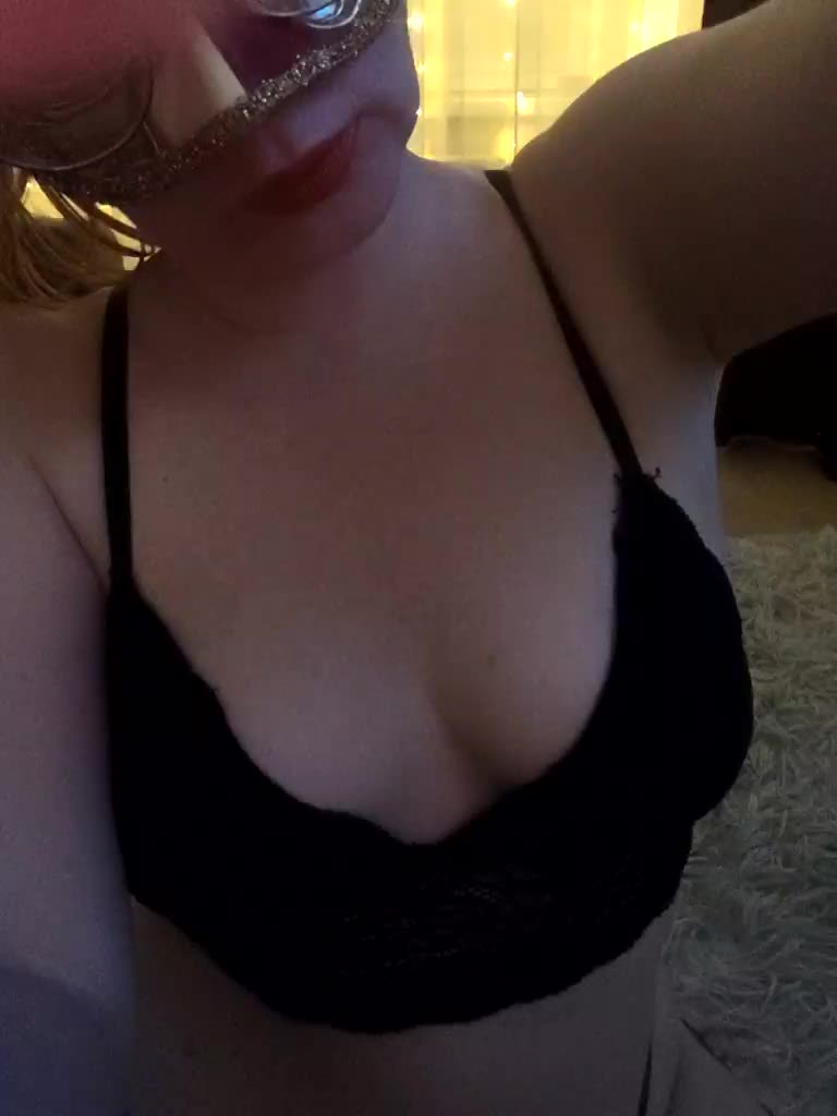 Koshkaxxx Live Sex February 16, 2026