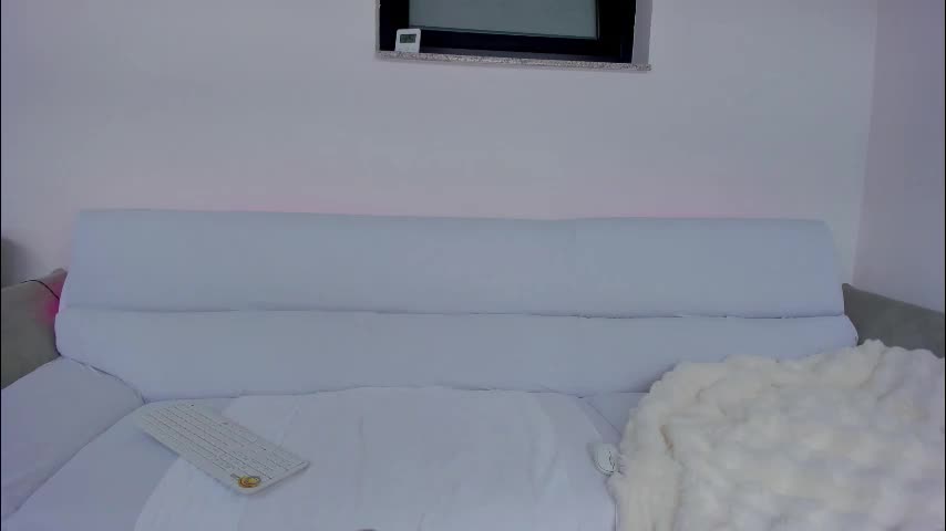 bella_hot77 Live Sex February 16, 2026
