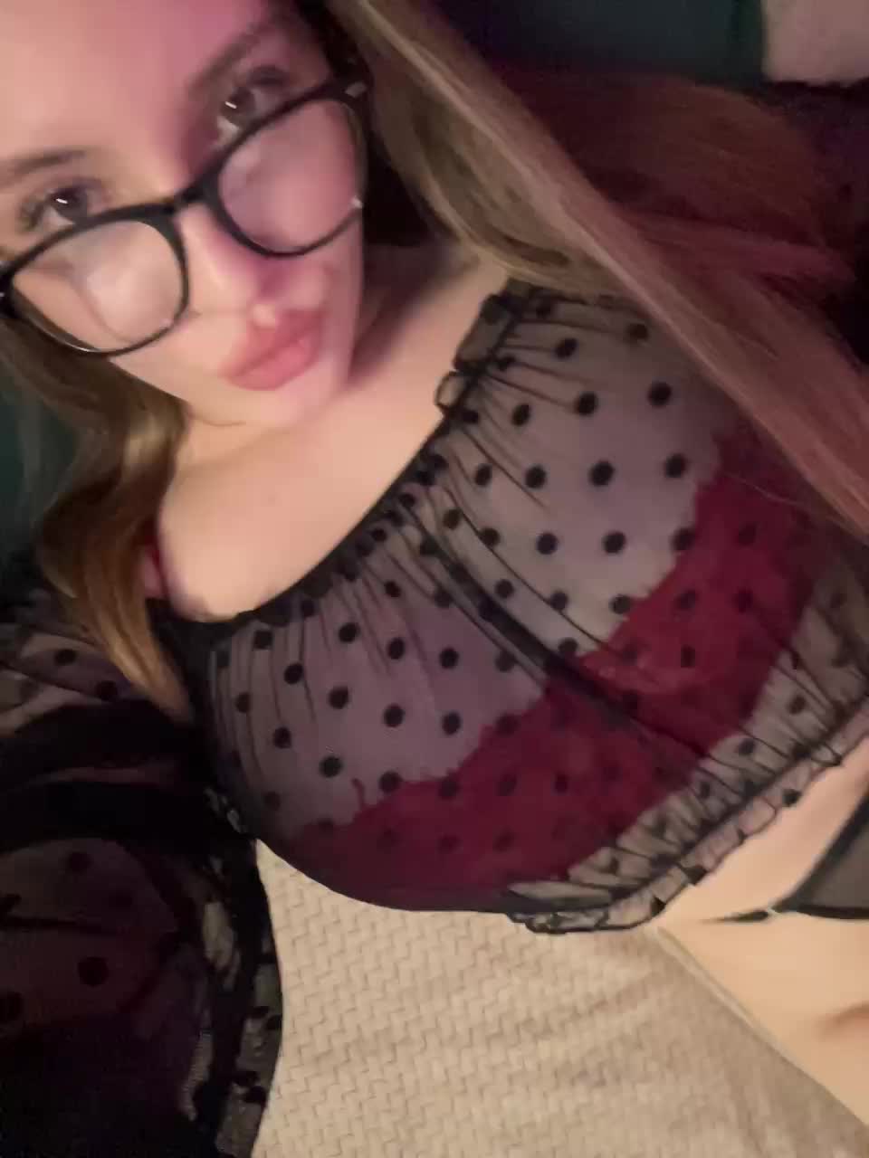 Cris_Mi Live Sex February 16, 2026