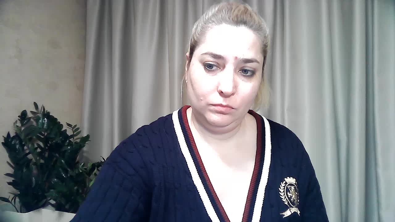 KickaIricka Live Sex February 16, 2026