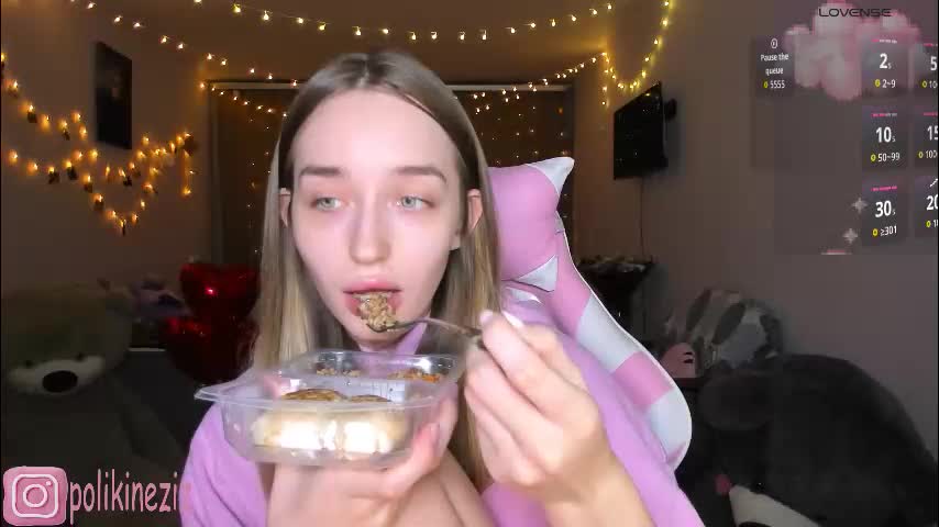 merryl_clark Live Sex February 16, 2026