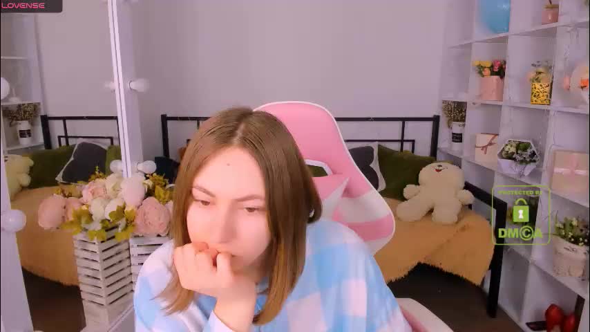 elma_lily Live Sex February 16, 2026