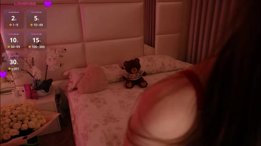 lilly_colins Live Sex February 16, 2026