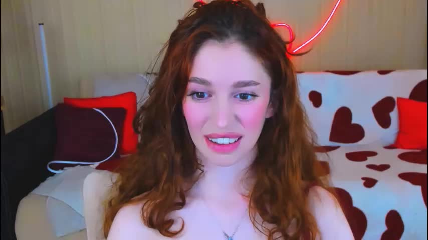 christinaconteeree Live Sex February 16, 2026