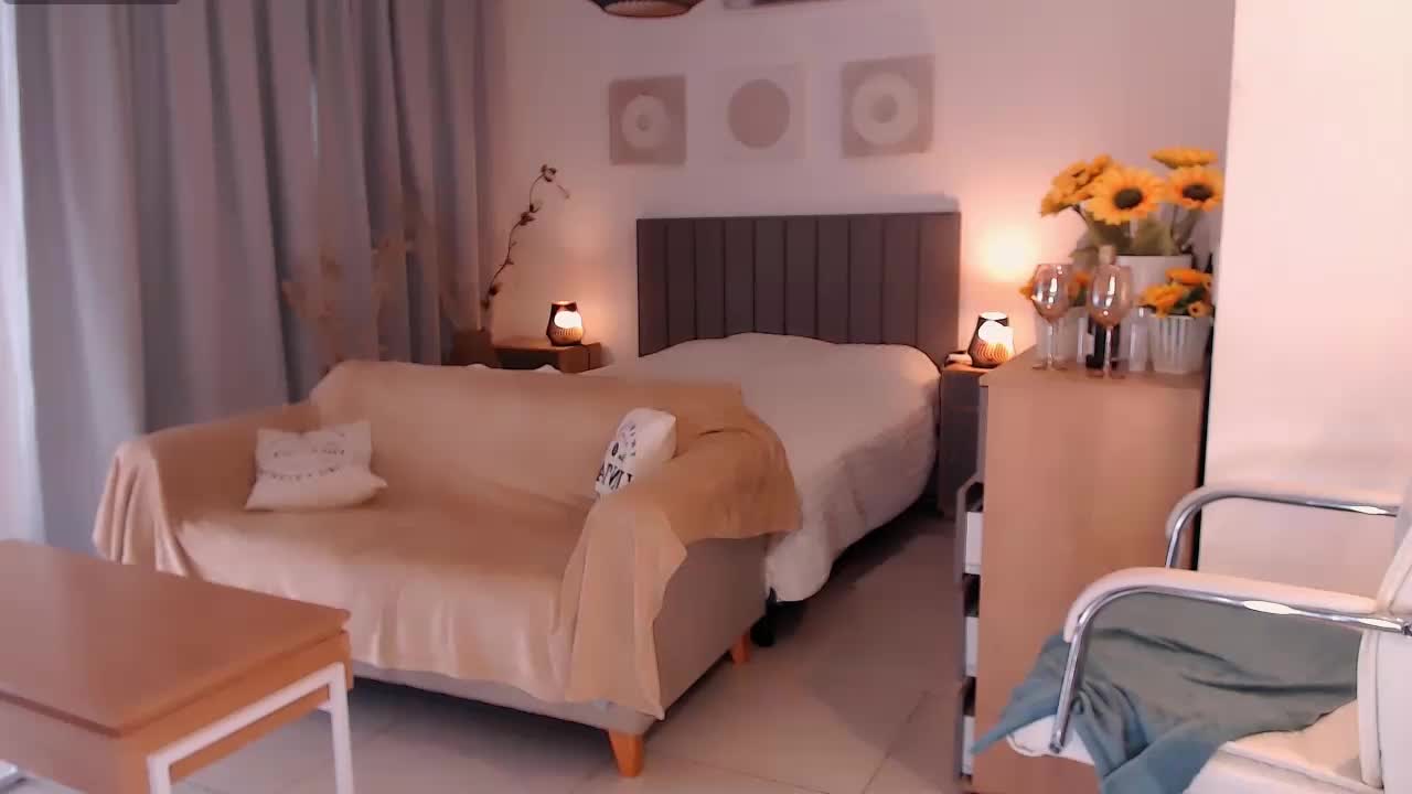 Tilly-Eliot Live Sex February 16, 2026