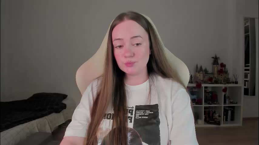 lil_happiness Live Sex February 16, 2026