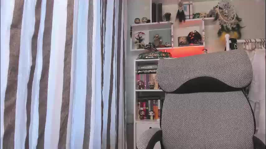 kellyasian Live Sex February 16, 2026