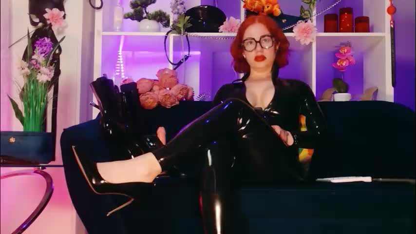 ella_kross Live Sex February 16, 2026
