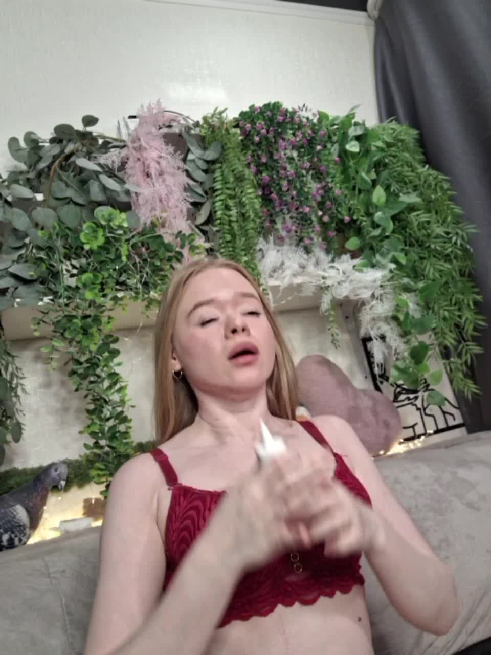 -scyrim- Live Sex February 17, 2026