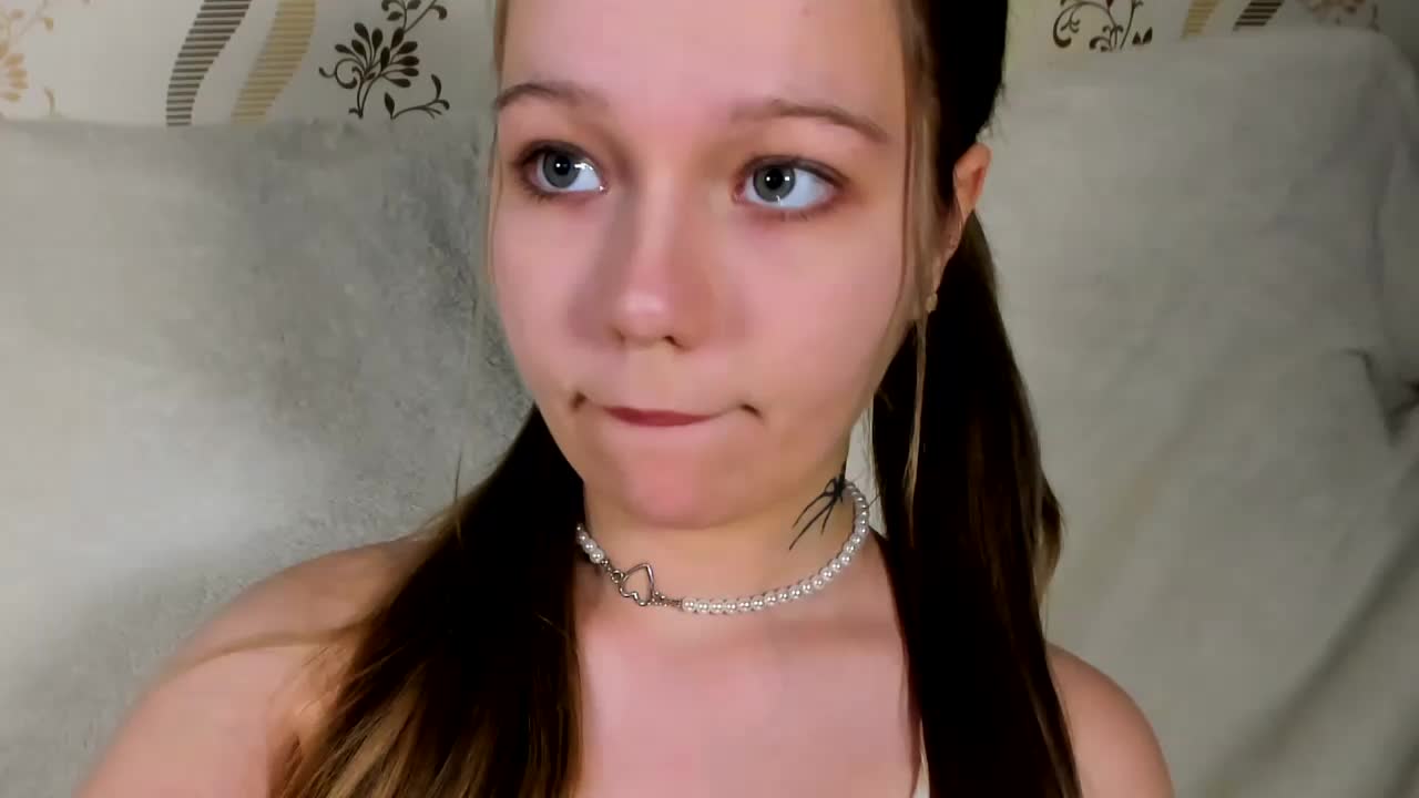 MelMooon Live Sex February 17, 2026