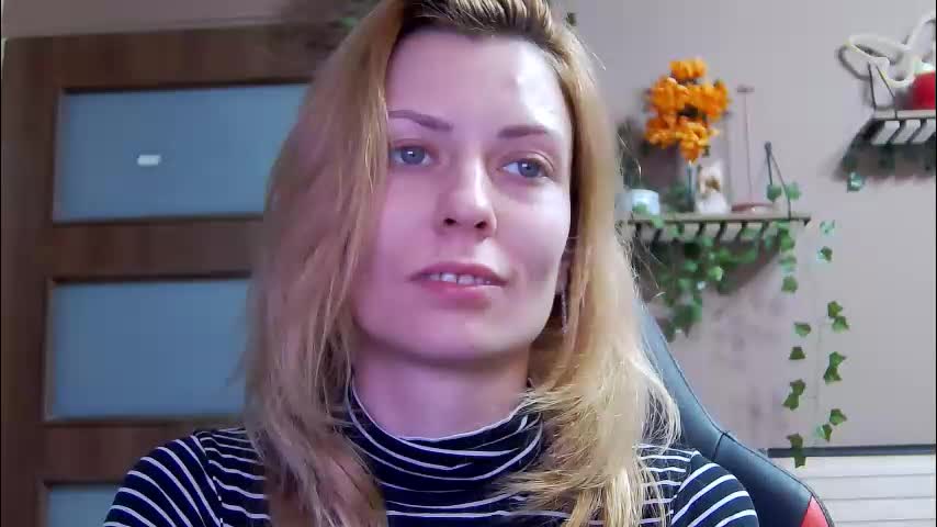 karoline121 Live Sex February 17, 2026