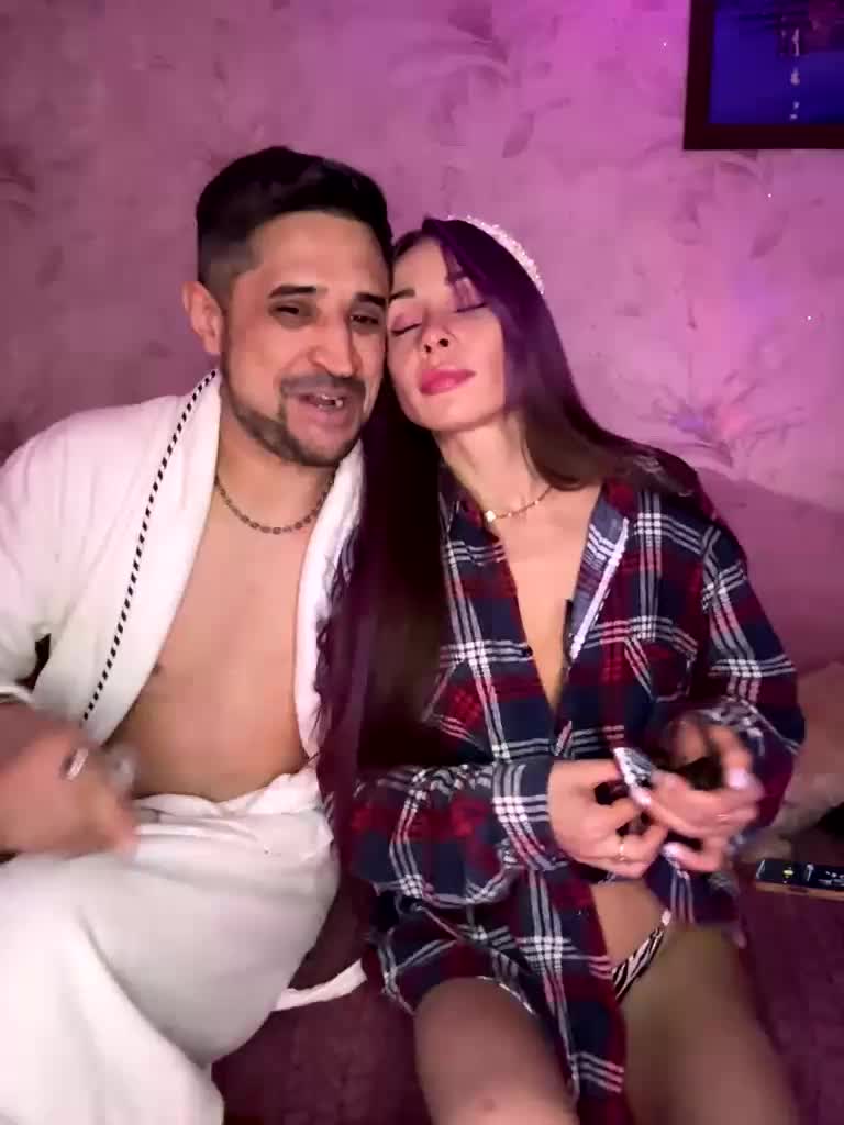 VIP17CoupleDream Live Sex February 17, 2026