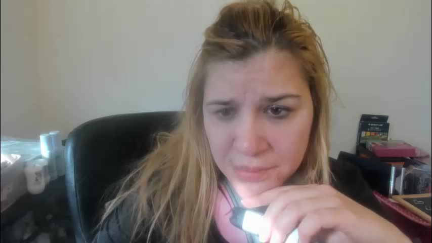 artsyandcraftsy_ Live Sex February 17, 2026