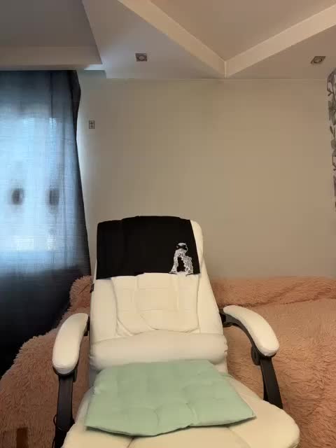 Eva-Bella Live Sex February 17, 2026