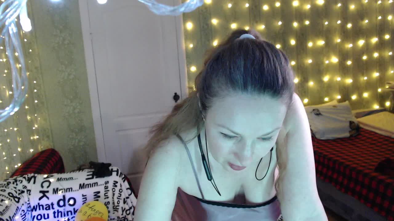 MeganIris Live Sex February 17, 2026
