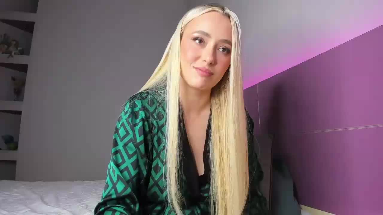 NaughtyBlond4 Live Sex February 17, 2026
