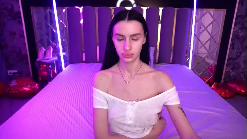 snow_whiteeex Live Sex February 17, 2026