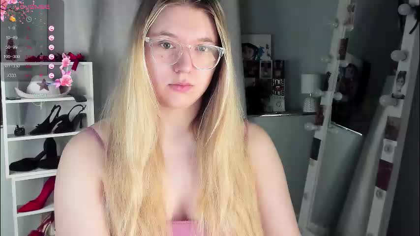 rebecca_____ Live Sex February 17, 2026