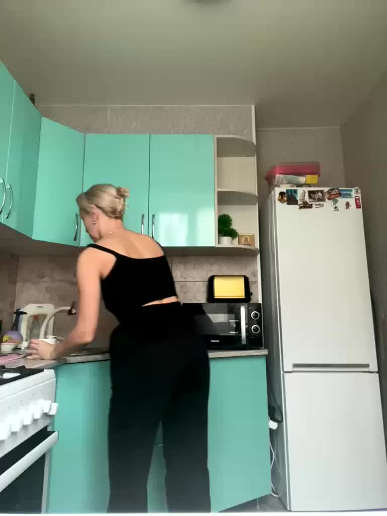 FemdomLadyMaria Live Sex February 17, 2026