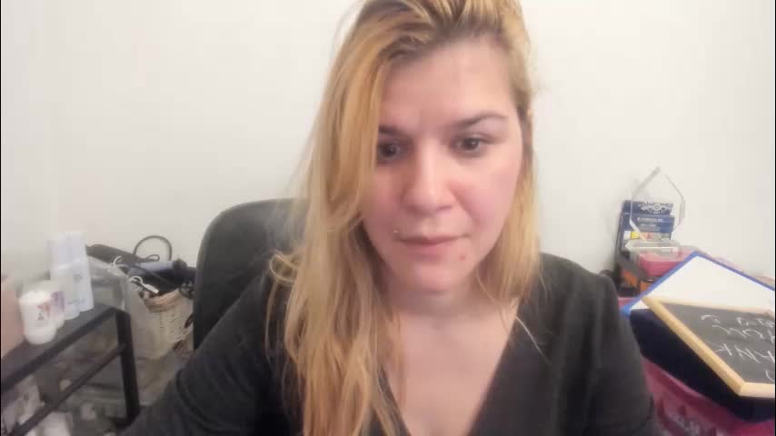 artsyandcraftsy_ Live Sex February 17, 2026