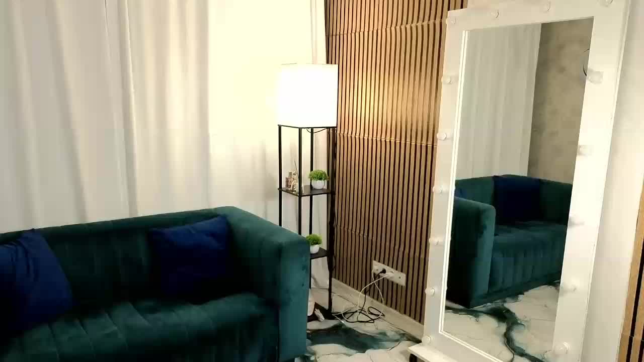 ViollaDream Live Sex February 17, 2026