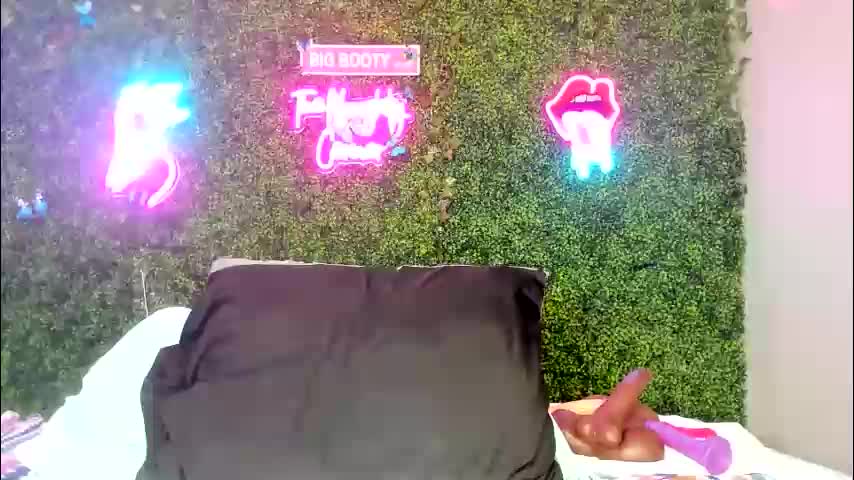 bigbuttsarena Live Sex February 17, 2026